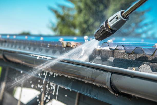 Professional Pressure Washing in Village Of Four Seasons, MO